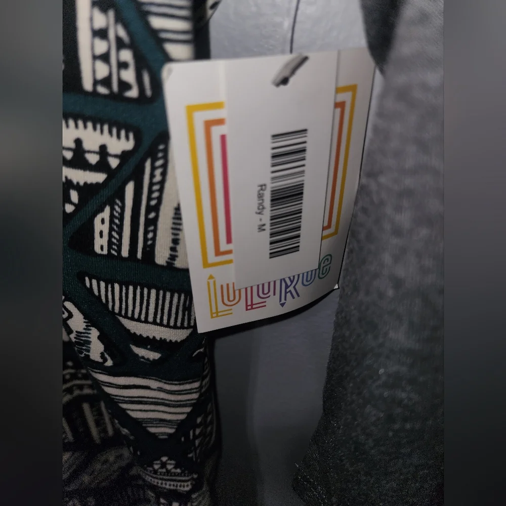 LuLaRoe Randy - Picture 4 of 4